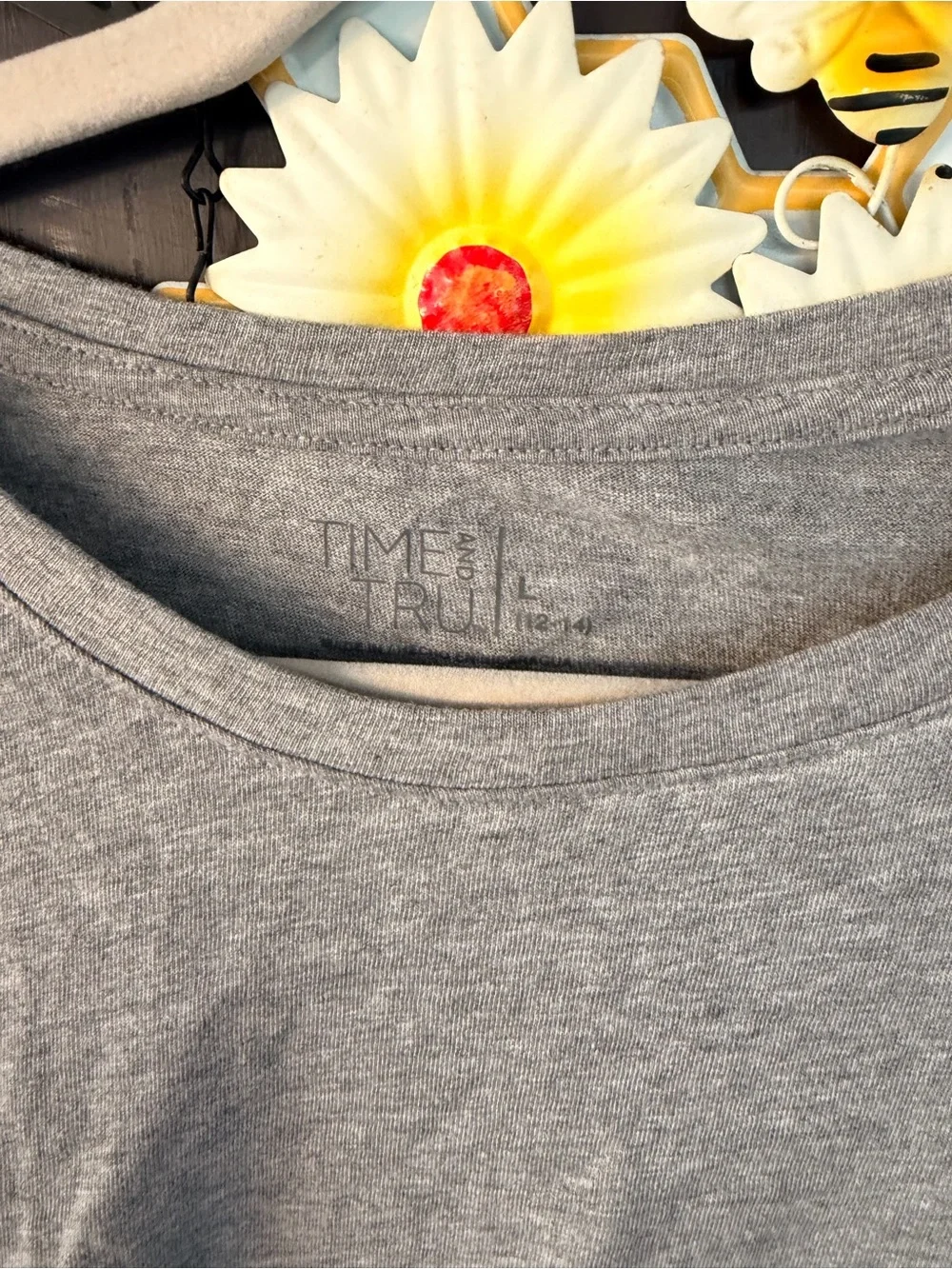 Time and Tru Women's Long-Sleeve Crewneck Tee - Light Grey
